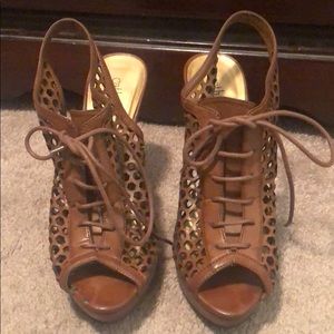 Cathy Jean peep toes